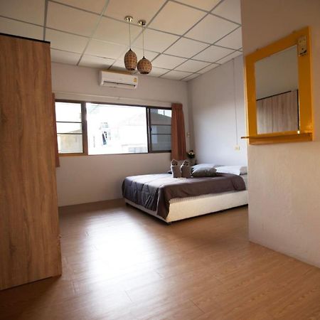 Holiday Phangan - Hostel & Bar تونغ سالا المظهر الخارجي الصورة