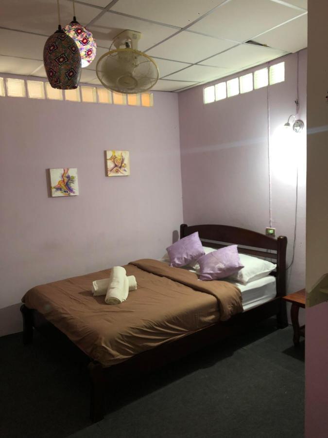 Holiday Phangan - Hostel & Bar تونغ سالا المظهر الخارجي الصورة