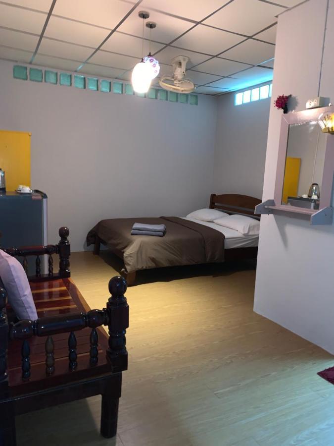 Holiday Phangan - Hostel & Bar تونغ سالا المظهر الخارجي الصورة