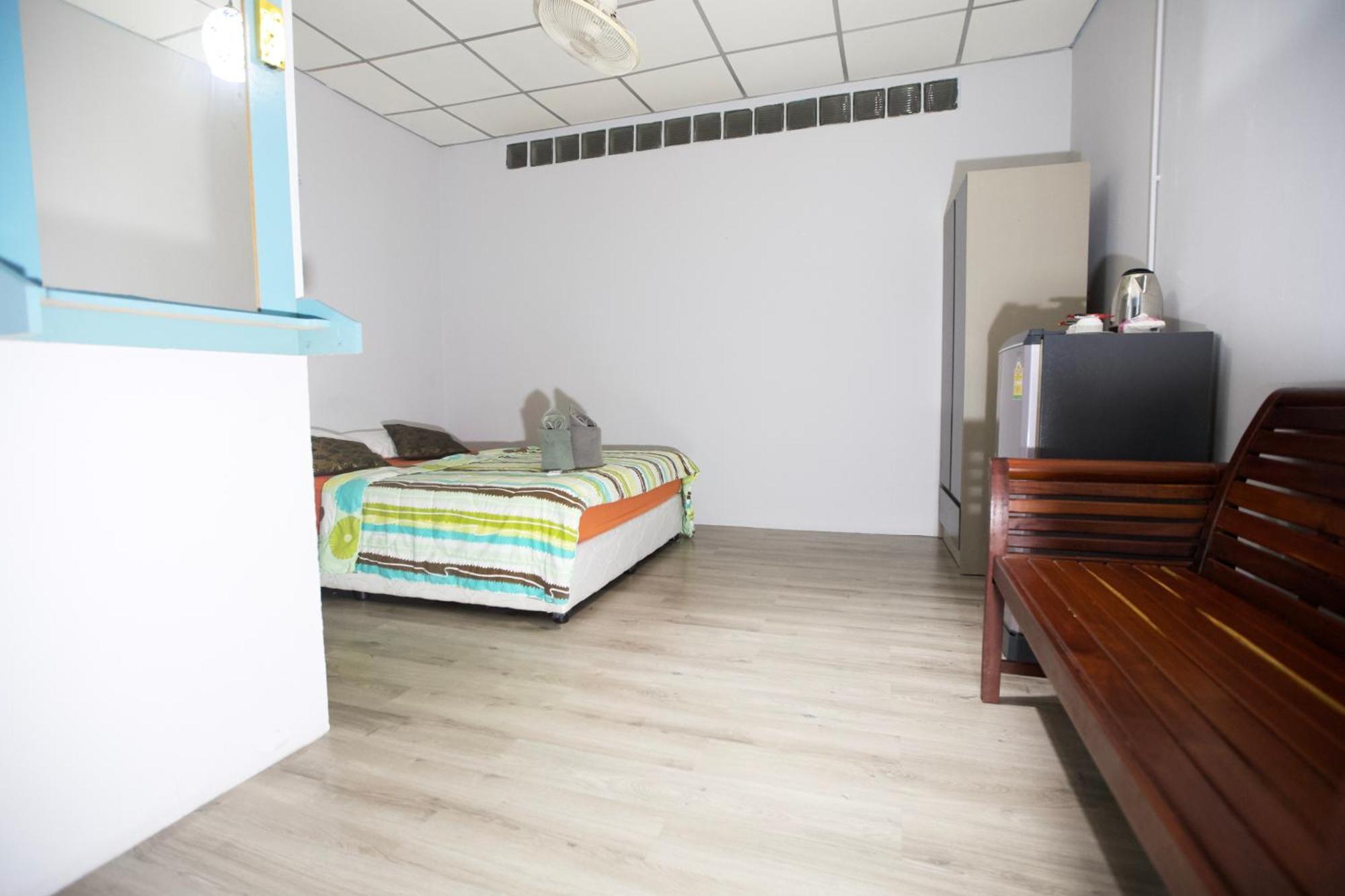 Holiday Phangan - Hostel & Bar تونغ سالا المظهر الخارجي الصورة